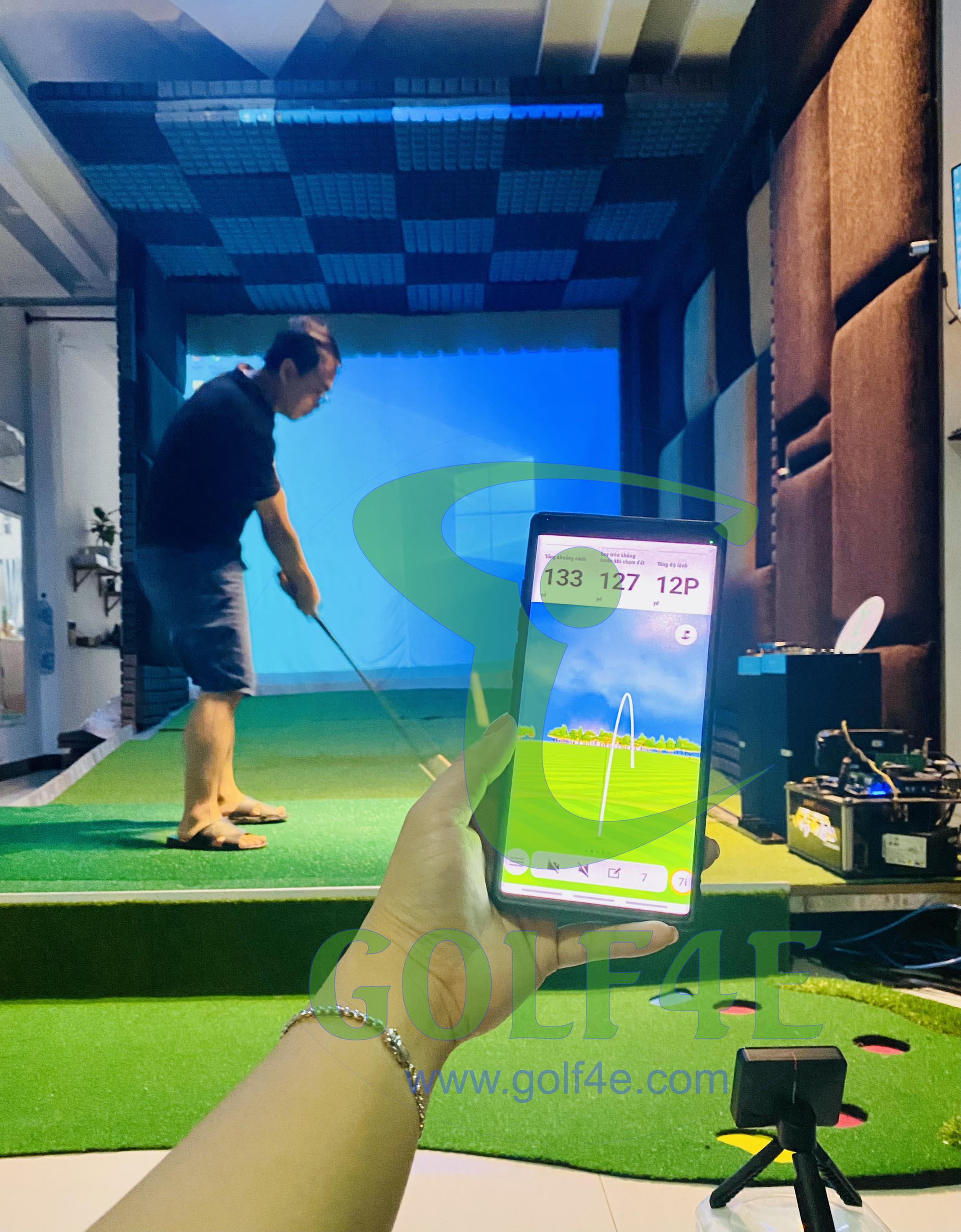 Phòng tập golf 3D tại KDC Hồng Phát - sử dụng cùng lúc 2 loại cảm biến của Hàn Quốc và USA